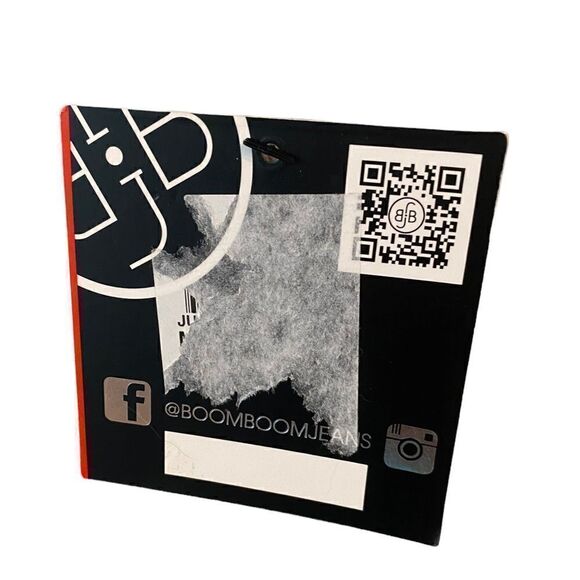 BBJ L.A. Sz M NWT Urban Wear Blue LightWash The Future is Ours Denim Jacket - Picture 5 of 7